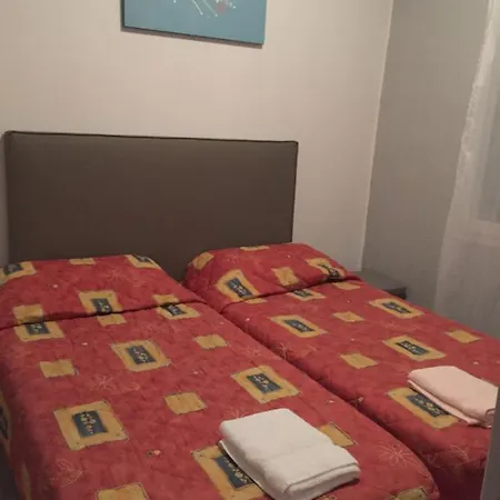 Chez Grand Mere فندق مبيت وإفطار 3*