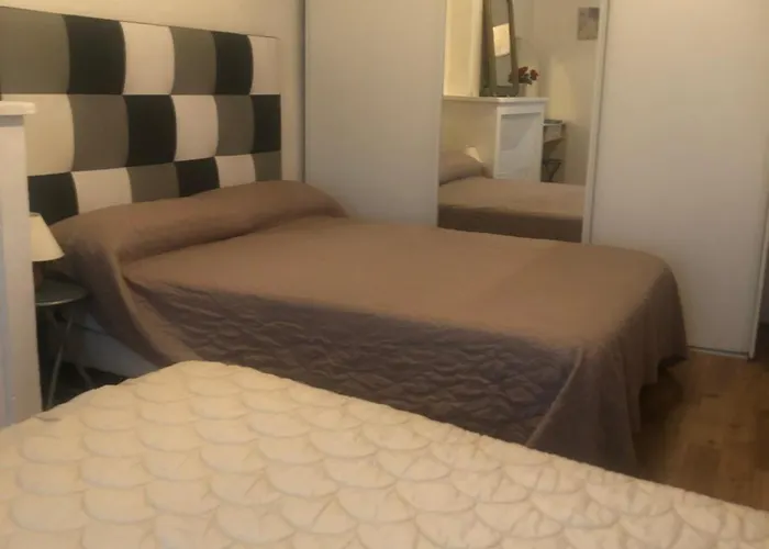 Chez Grand Mere Oda ve Kahvaltı Toulouges